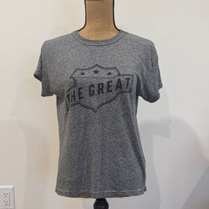 THE GREAT. Gray Short Sleeve Tee